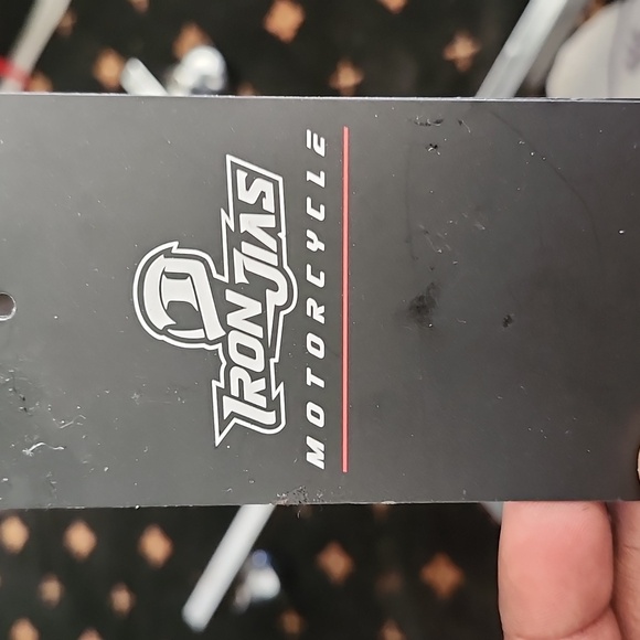 Sneakers - Picture 4 of 4